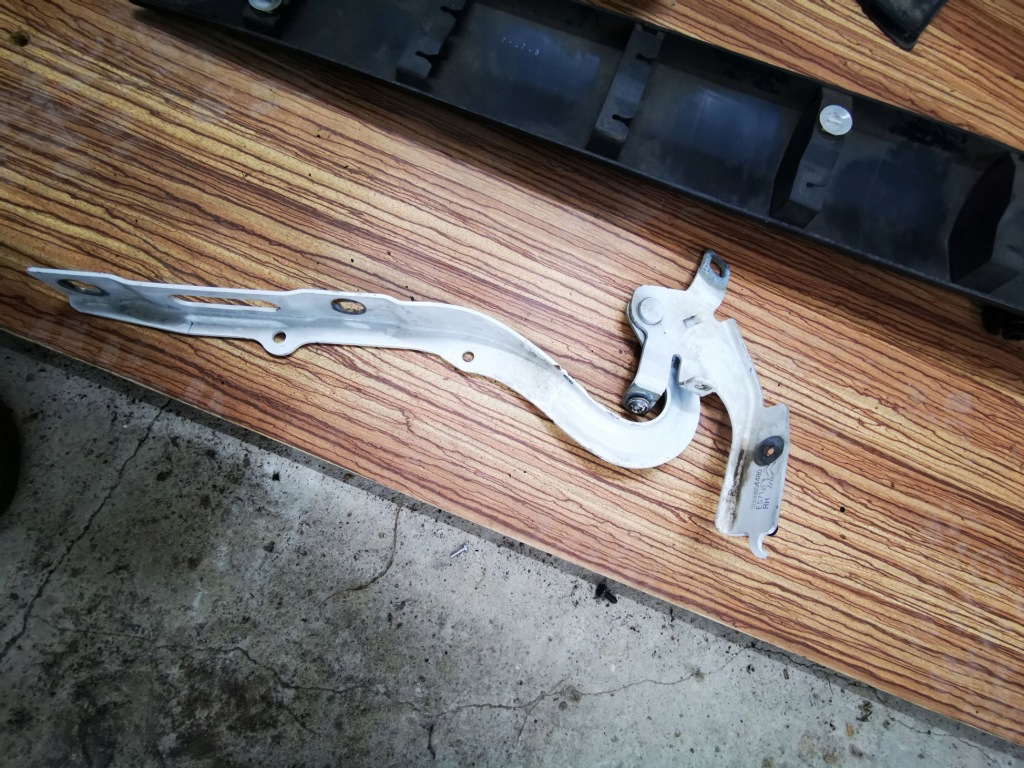 фото №8, Петля капот peugeot traveller expert 2016- правый