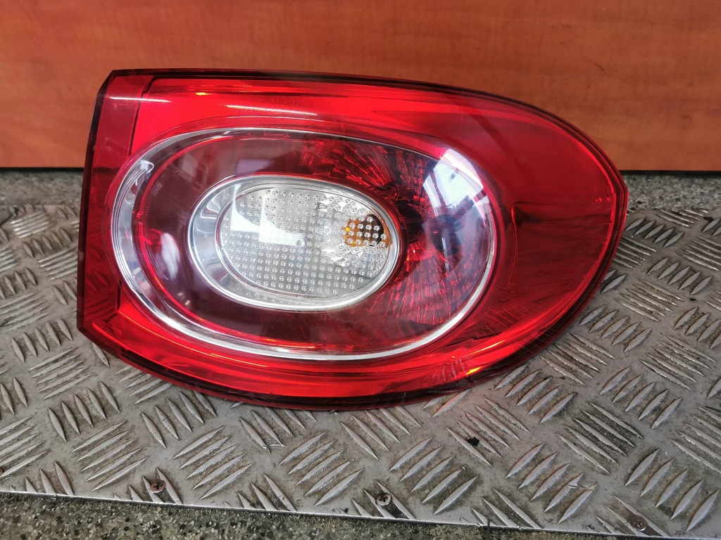 фото №7, Лампа левый задняя vw tiguan 5n оригинальный номер 5n0945095h