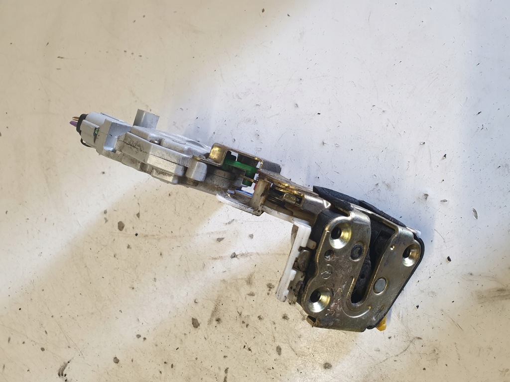 фото №4, Замок двері передній перед правий nissan terrano ii