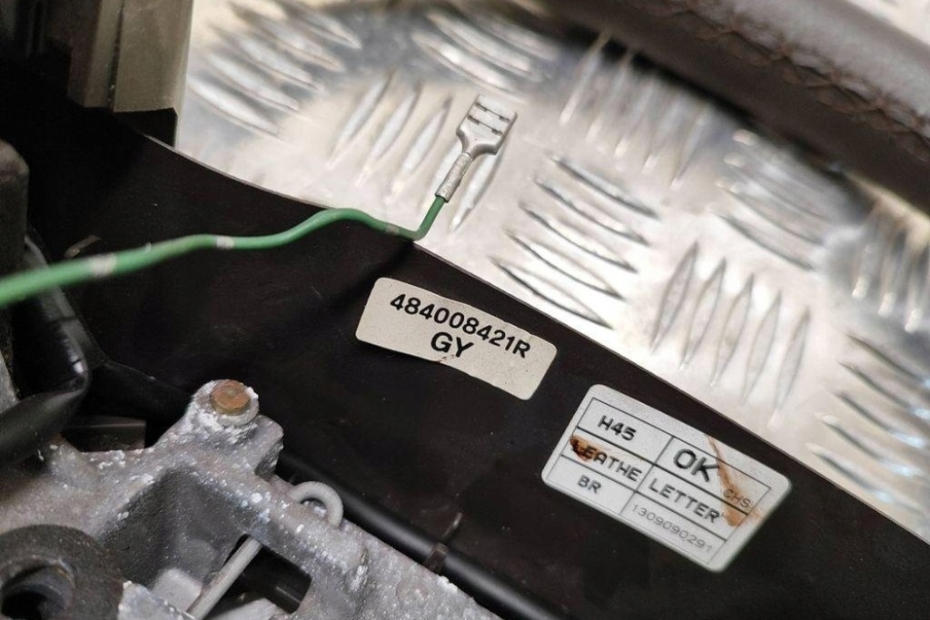 фото №1, Воздуховод renault koleos i hy_ 484008421r 2.5l бензиновый 126kw 2014