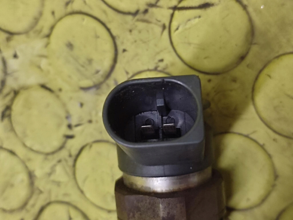 фото №6, Bmw e46 2.0 d форсунка 0445110131