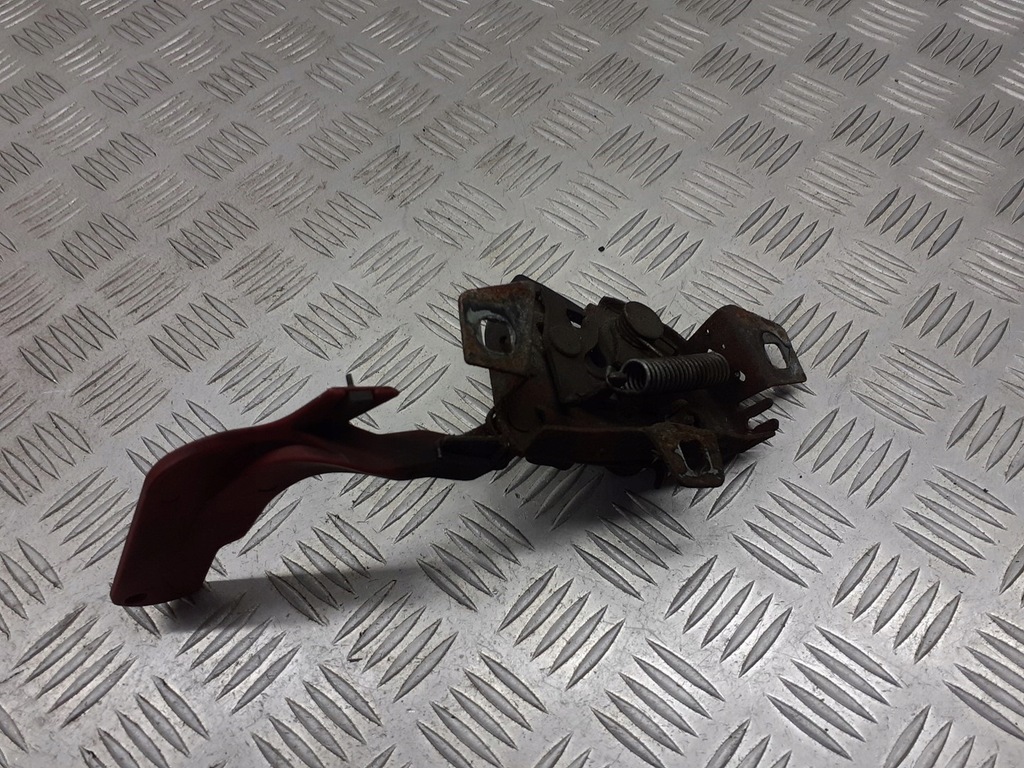 фото №1, Замок ручка рычаг крышки багажника alfa romeo 147