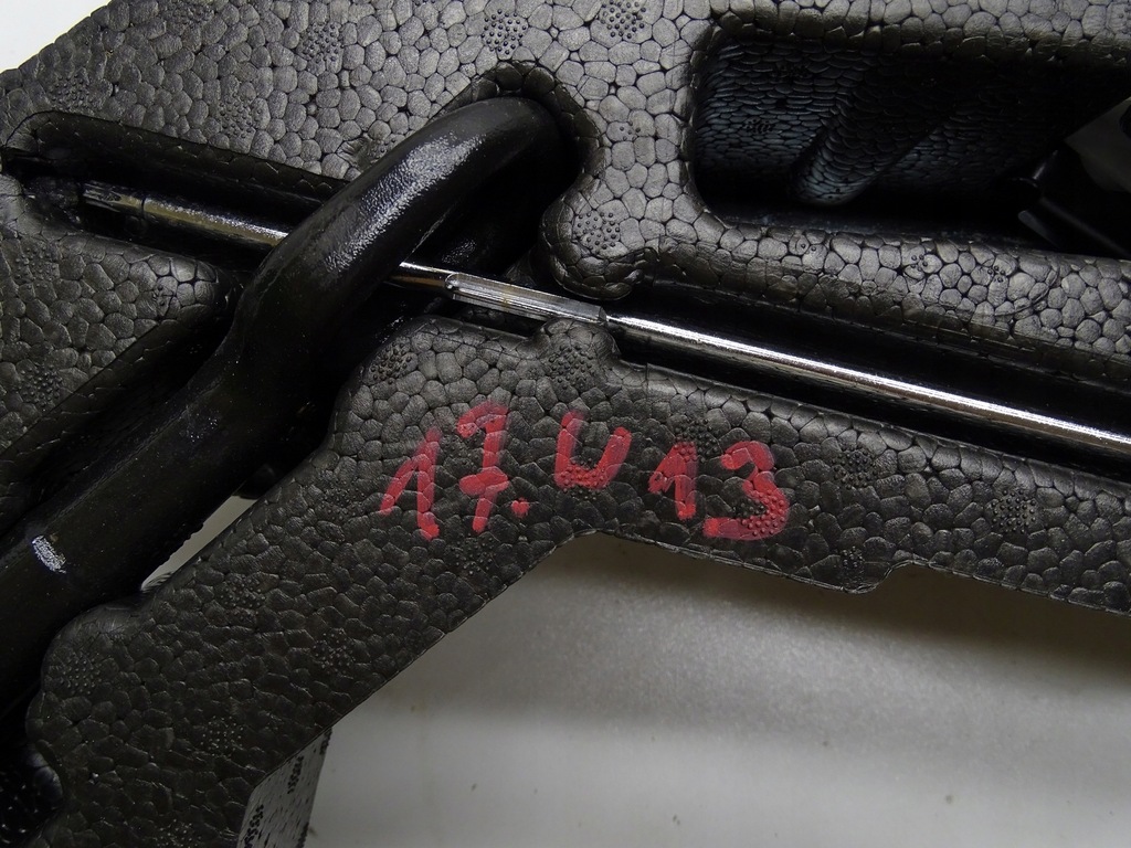 фото №7, Вкладиш колеса запасного набір ремонтний audi a1 8x 8x0012109