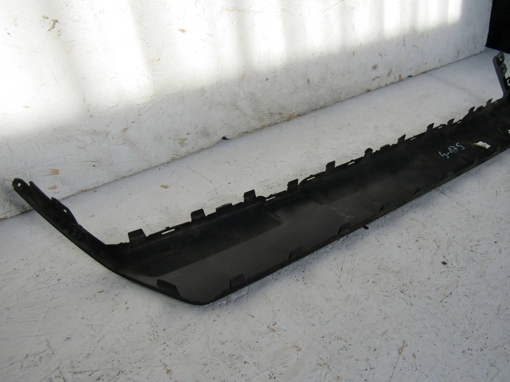 фото №8, Seat arona спойлер накладка бампера задняя