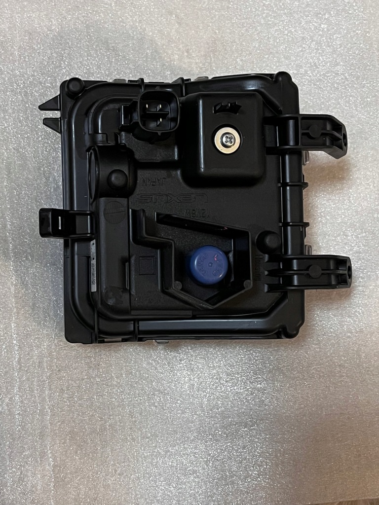 фото №8, Противотуманная фара подсветка поворота lexus nx 22- левый