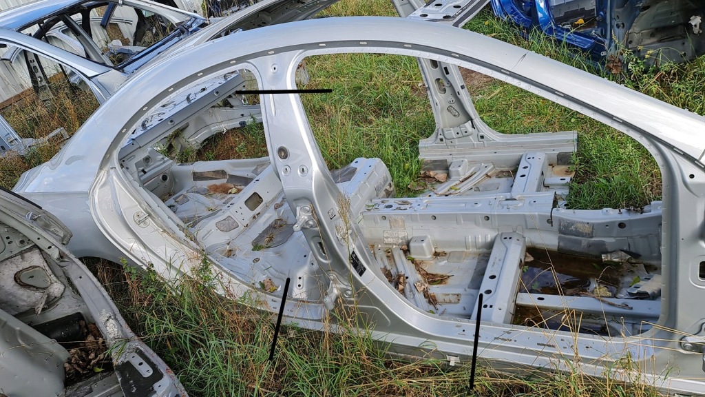 фото №1, Mercedes cla w117 117 четверть блок двигателя средний правый порог