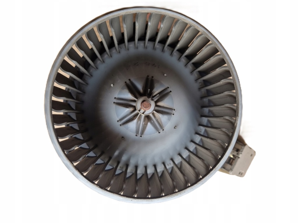 фото №1, Mazda mpv 02-06 r. воздуходувка вентилятор обдув 1940005102