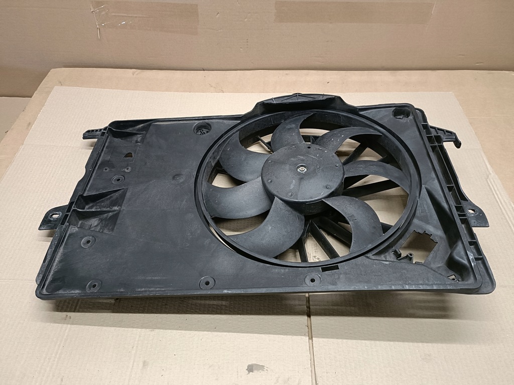 фото №1, Opel meriva вентилятор 13181073