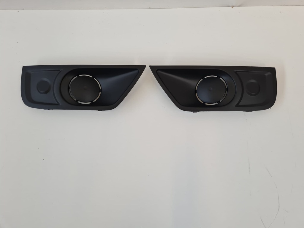 фото №2, Рамка левая правая противотуманной фары renault master iv