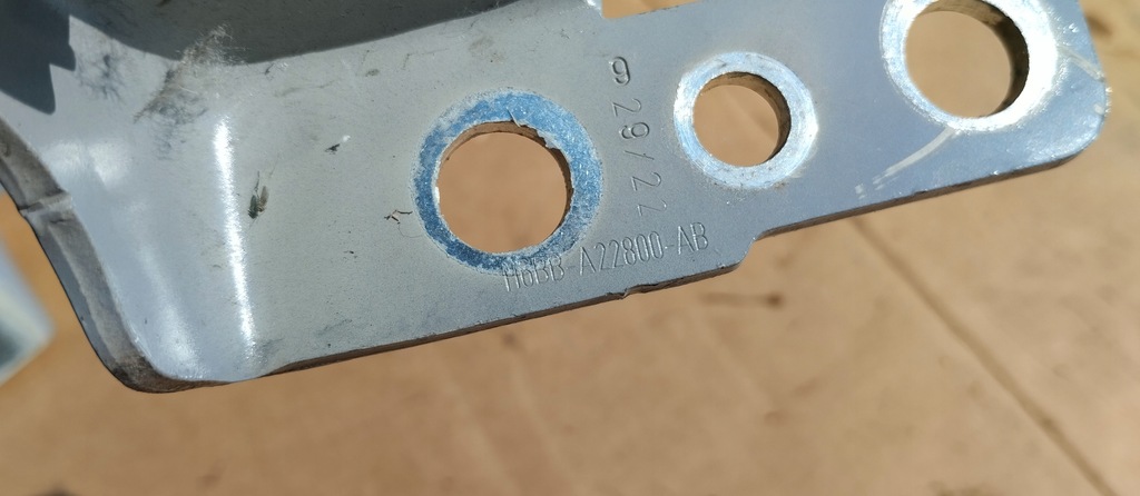 фото №5, Петля петли дверь правый перед ford puma mk2 комплект jx7b-a22810-ab