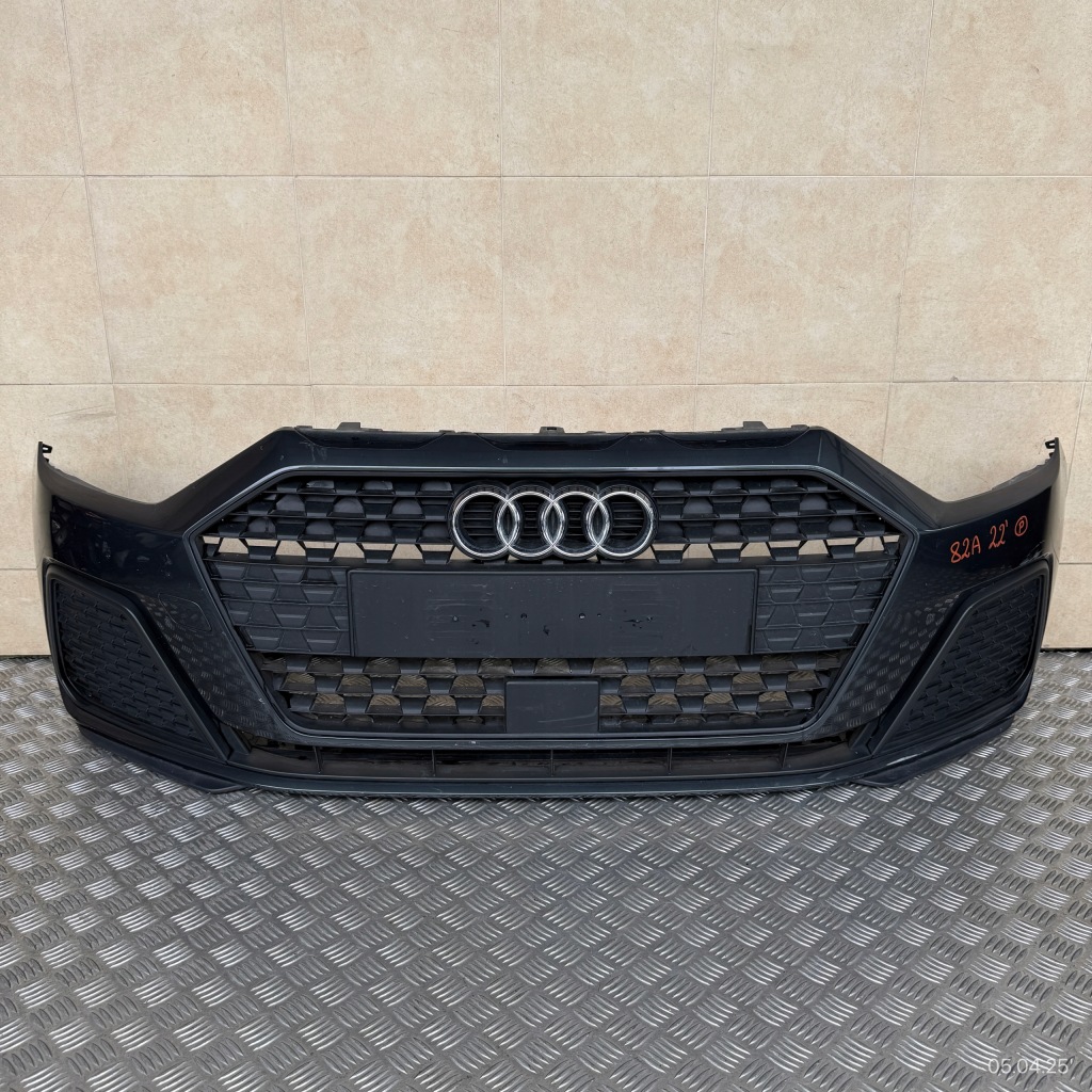 Купить Бампер передний kompletny audi a1 82a 2022 rok