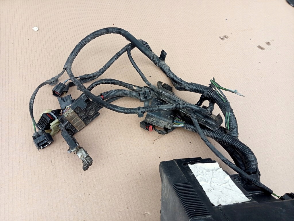 Ford fiesta mk7 2008-17r. - коробка запобіжників 8v5t-14k012-ldk Зі Шроту