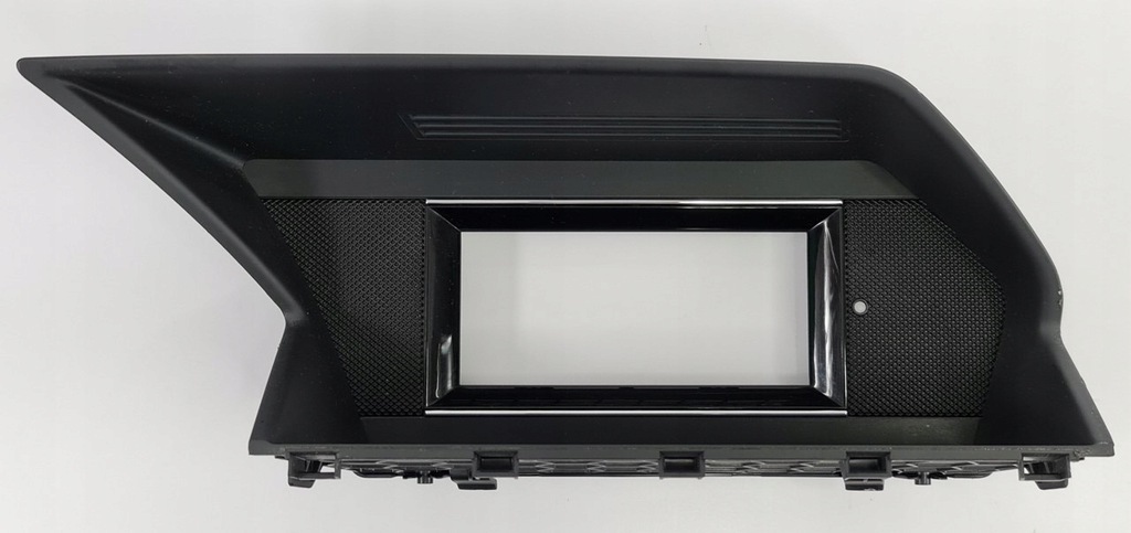 фото №1, Рамка защита навигации mercedes-benz оригинальный номер a2046801989