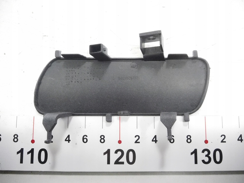 фото №7, Молдинг лампы передней правой бампера peugeot 605 mk1 оригинальный номер 7414.52