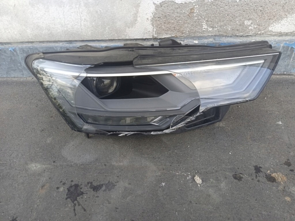 фото №1, Audi a6 c8 лампа правый перед full led 4k0941034 eu