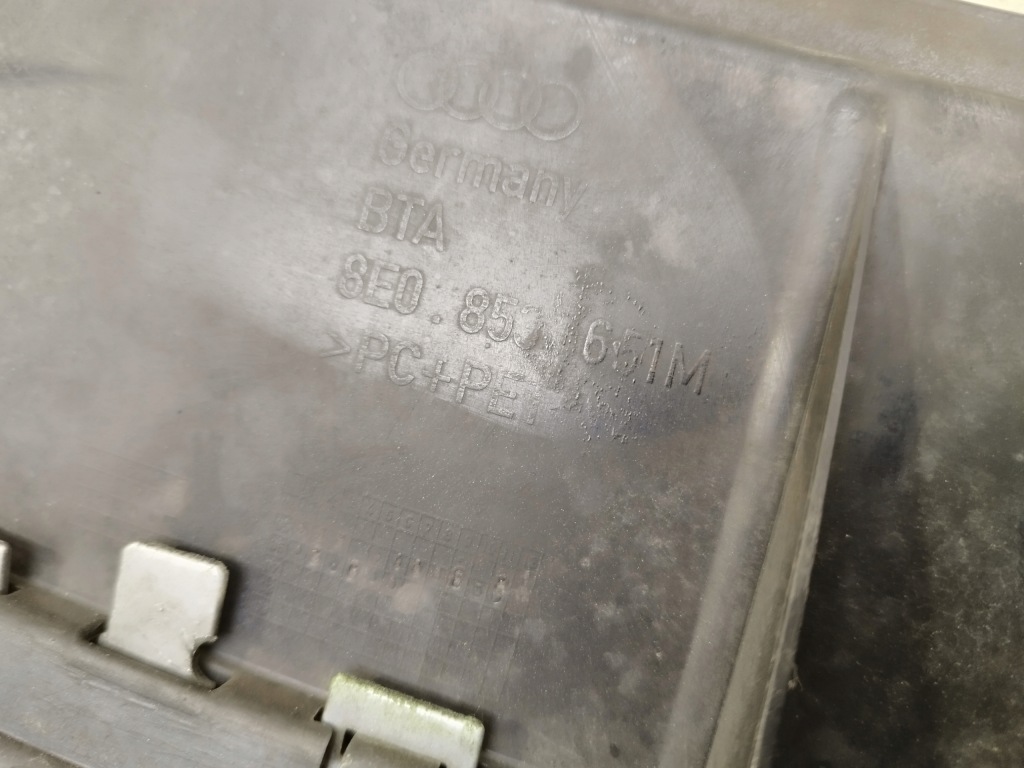 Решётка радиатора решётка радиатора бампер перед audi a4 b7 s-line lata 2005-2008 8e0853651m с Разборки