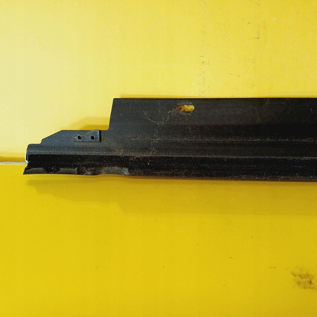 фото №9, Молдинг уплотнитель правый перед audi a6 s6 c5 4b0853284 nr32