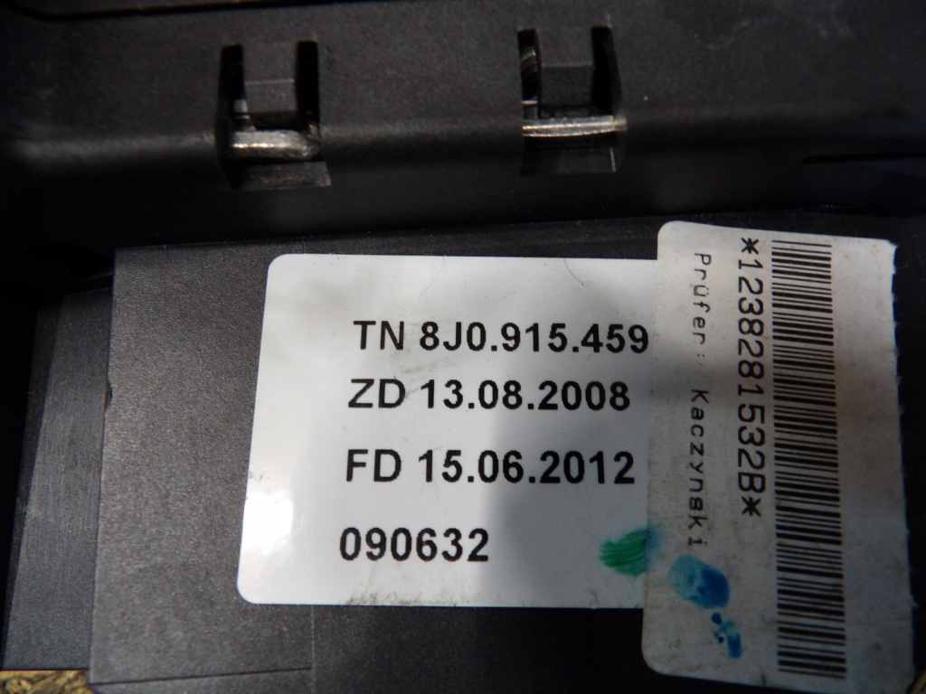 фото №2, Клема 8j0915459