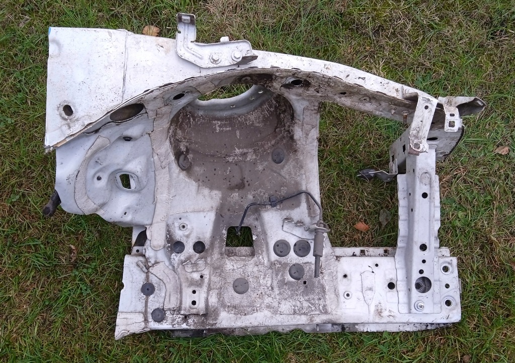 фото №1, Bmw f36 лонжерон підкрилок права