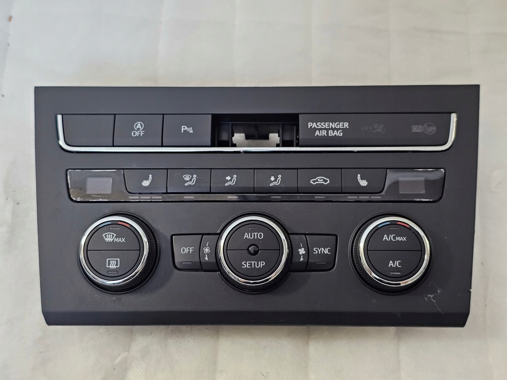 фото №1, Панель кондиционера обдув рамка seat leon iii 5f0