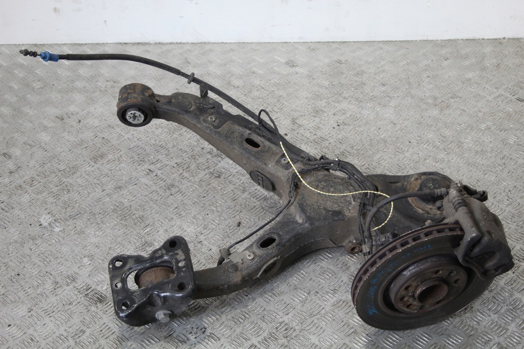 фото №1, Поворотний кулак важіль лівий задня toyota proace verso ii 2