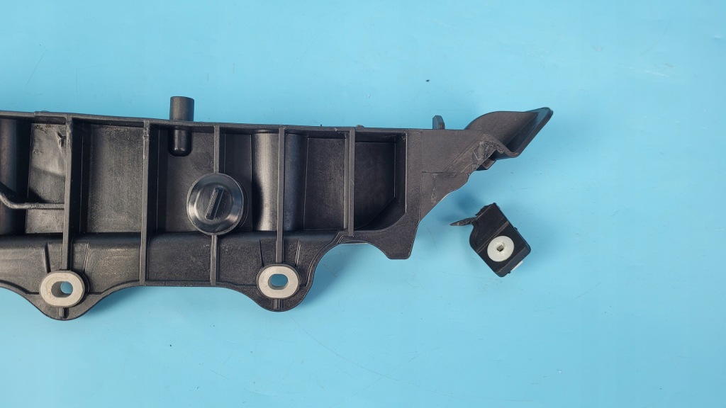 Bmw x3 g01 lci sdrive30i захист стіни перегородки кронштейн правий 9396993 Ціна