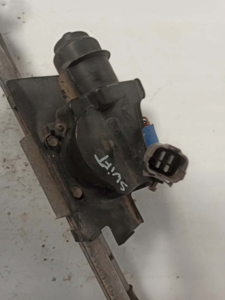 Suzuki swift iv механизм моторчик дворник перед a1854-b Недорого