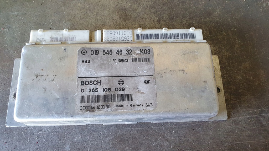 Купить Mercedes w202 - блок управления модуль abs 0195454632