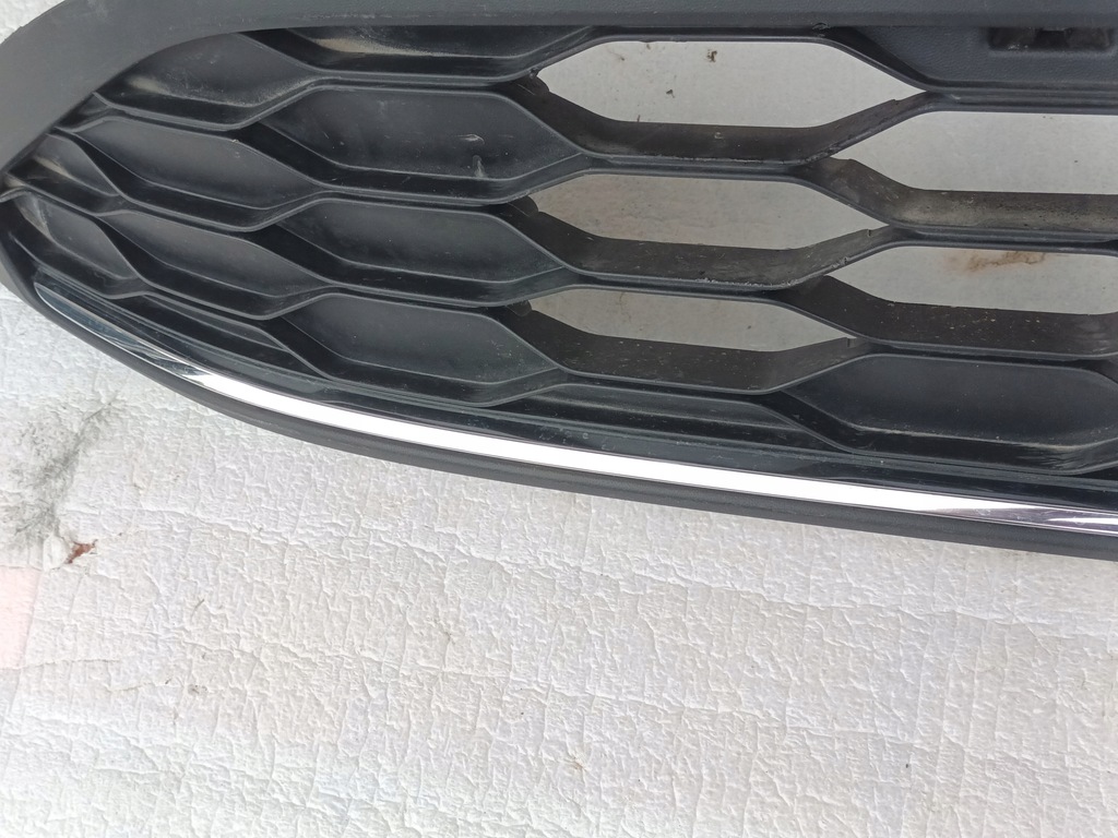 фото №8, Решётка передняя vw taigo средняя перед 2g7