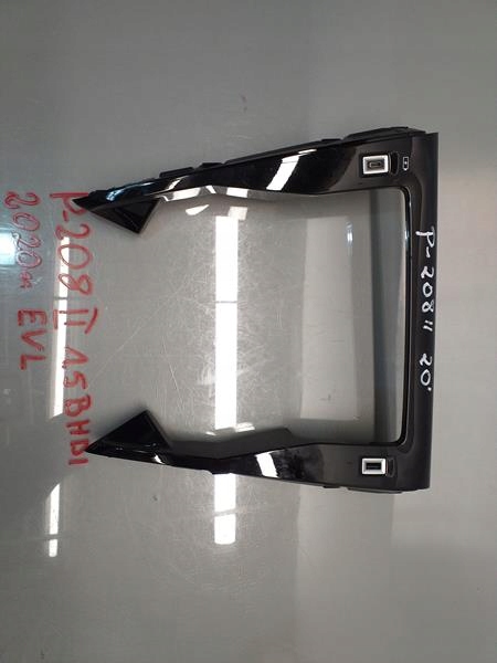 фото №1, Рамка панель радио peugeot 208 ii 9828368880