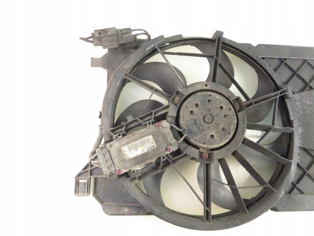 Вентилятор радіатора ford c-max 1 1.6 tdci 1137328558 3135103743 Зі Шроту