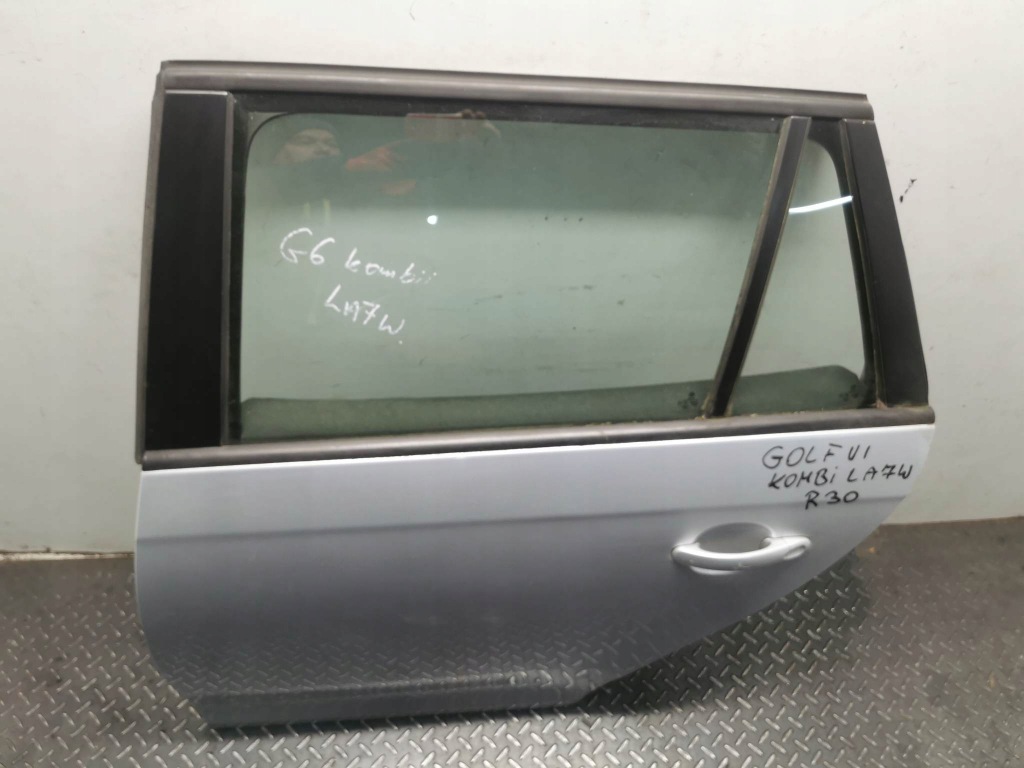 фото №12, Двері лівий задня vw golf vi kombi код лакофарбового покриття la7w