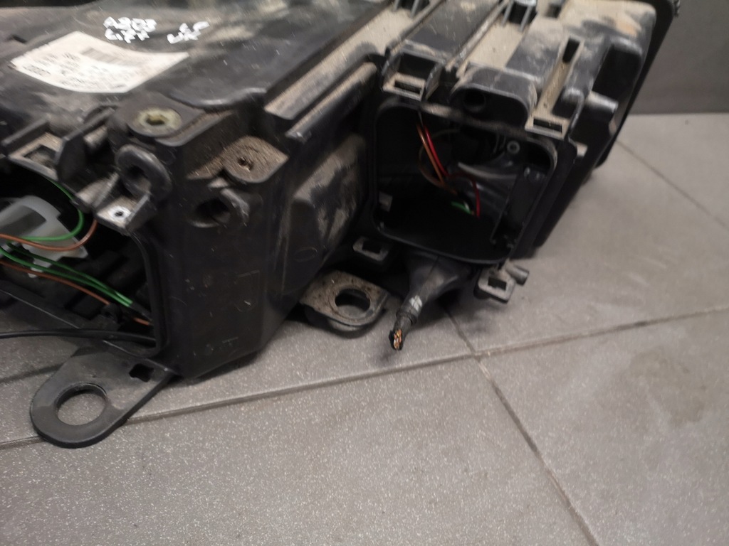 фото №15, Лампа левый перед audi a8 d3 uk 4e0941003bn