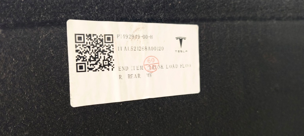 Обшивка пол обивка багажника tesla model y Оригинал