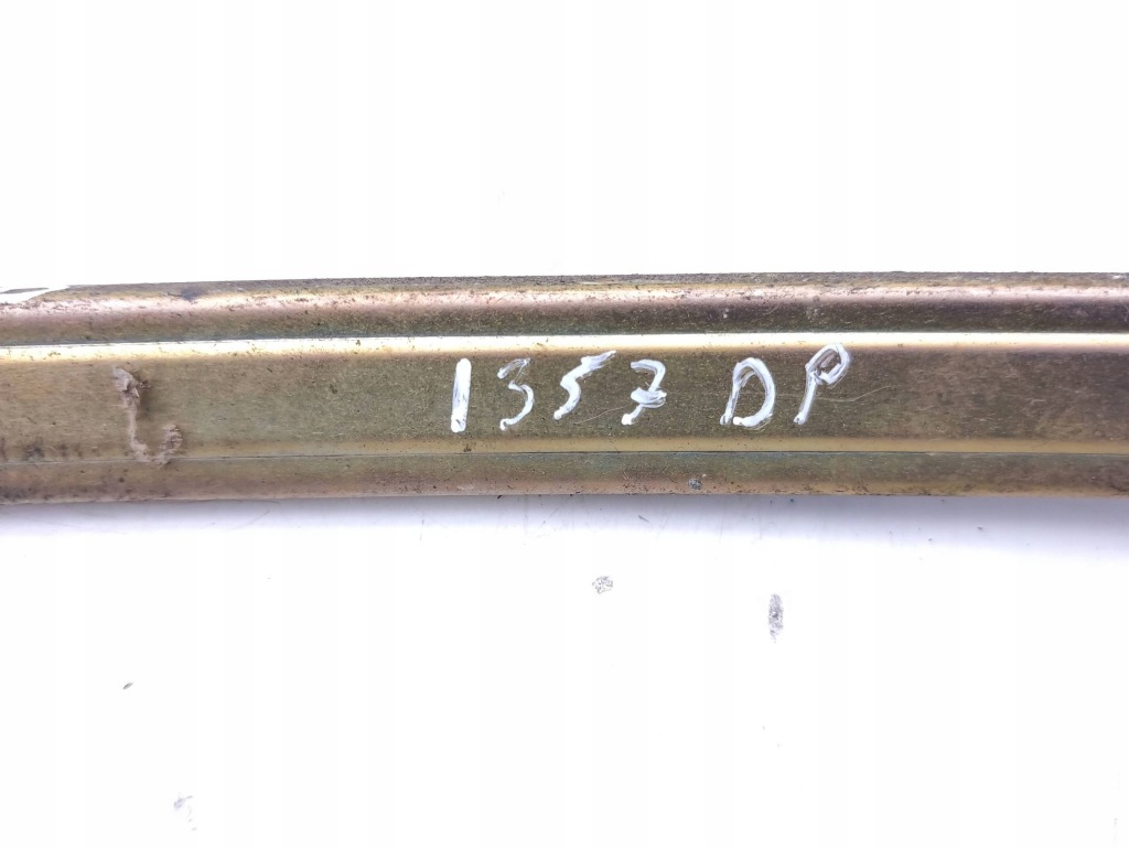 Mitsubishi 3000 gt 1994 напрямна скло двері передніх Зі Шроту