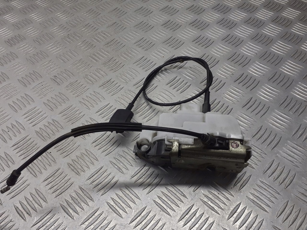 фото №1, Замок дверь центральный правый перед renault twingo ii 1.5 dci 767633