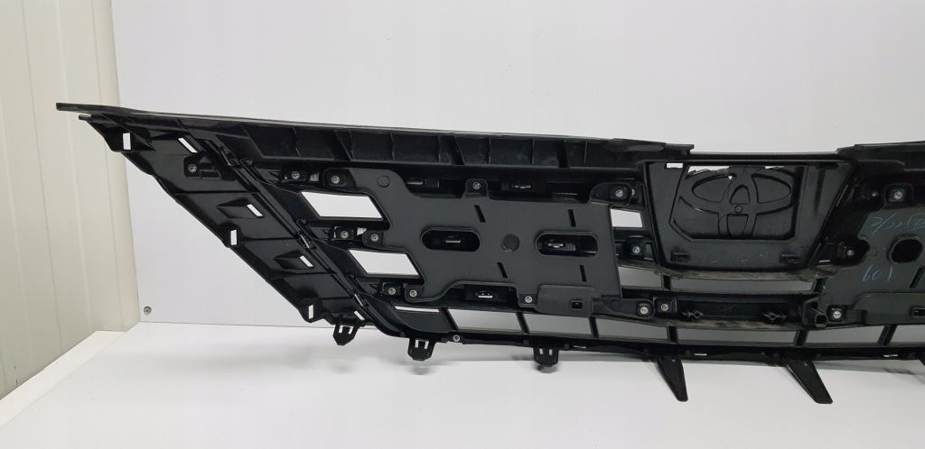 Toyota alphard 08-14 решётка  решётка радиатора хром бампер с Разборки