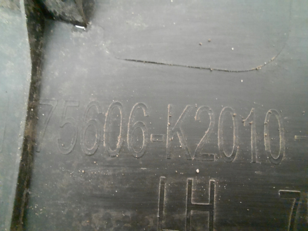 фото №11, Toyota yaris cross 20- молдинг крыла задняя левый задняя левая 75606-k2010