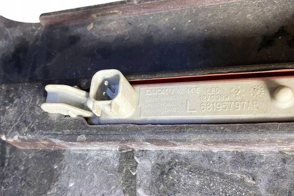 фото №14, Бампер задній dodge challenger coupe ch1100996 3.6l бензиновий 227kw 2019