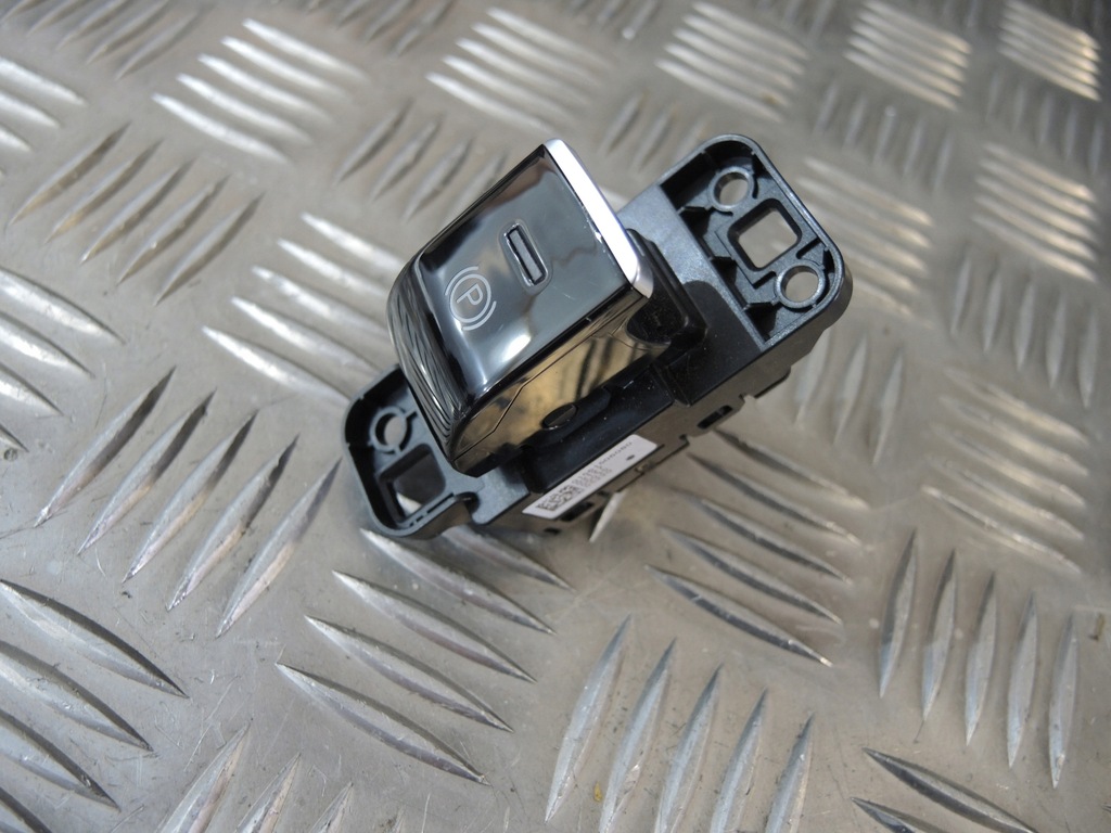 фото №1, Alfa romeo stelvio кнопка тормоза 01561506080