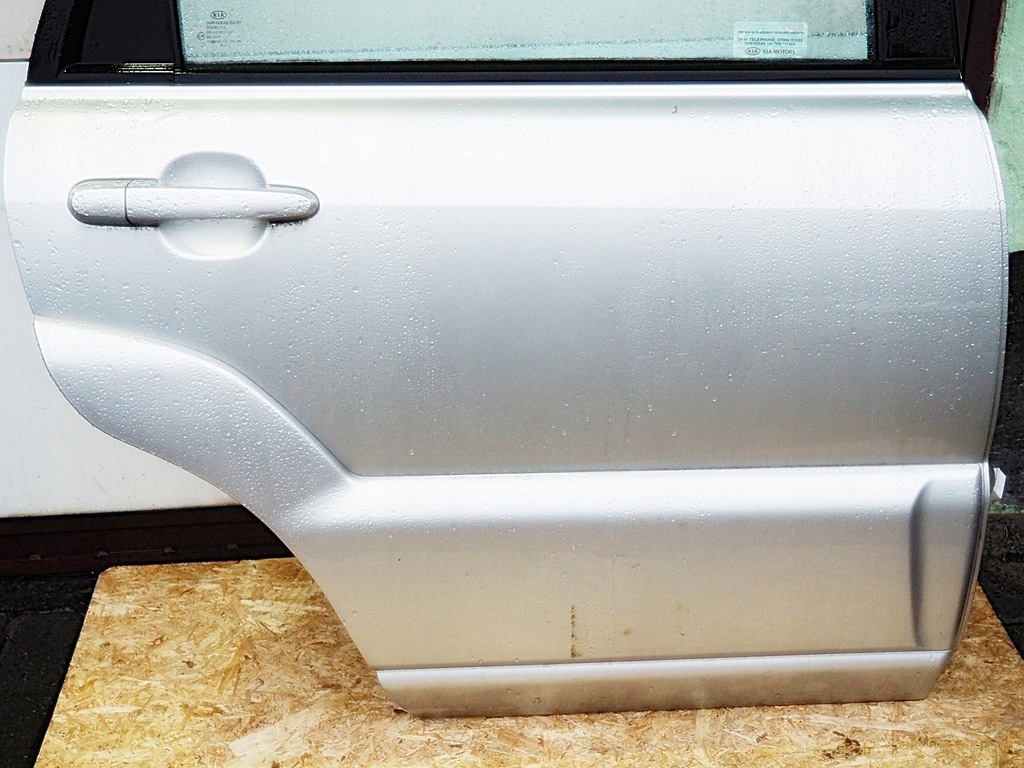 фото №1, Kia sportage ii 2 молдинг дверь задняя задняя правая серебристая