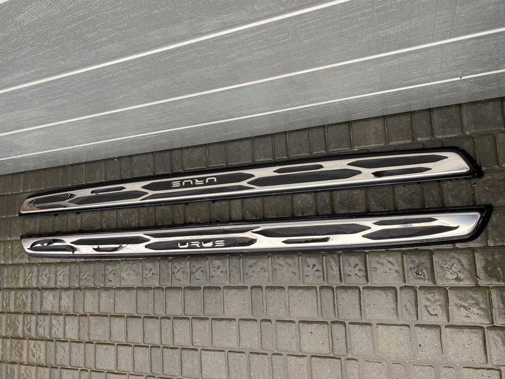 фото №1, Lamborghini urus молдинг поріг поріг комплект