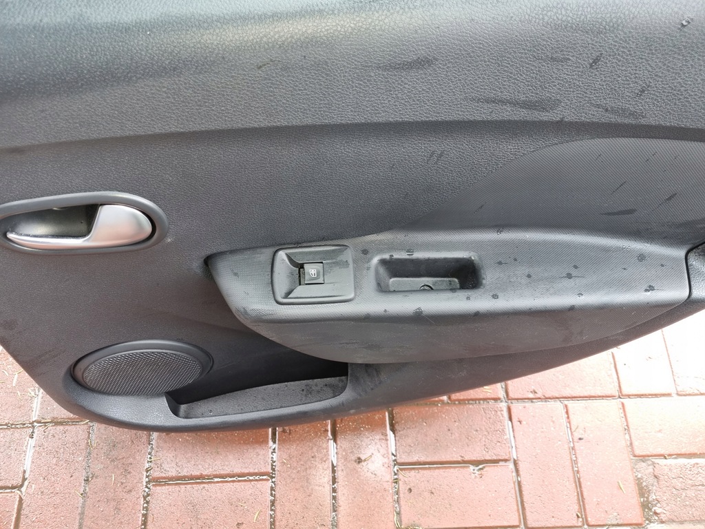 фото №1, Стекло электрический задние подъемники logan ii mcv