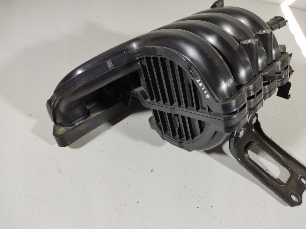 фото №13, Hyundai ioniq 17r- коллектор всасывающий