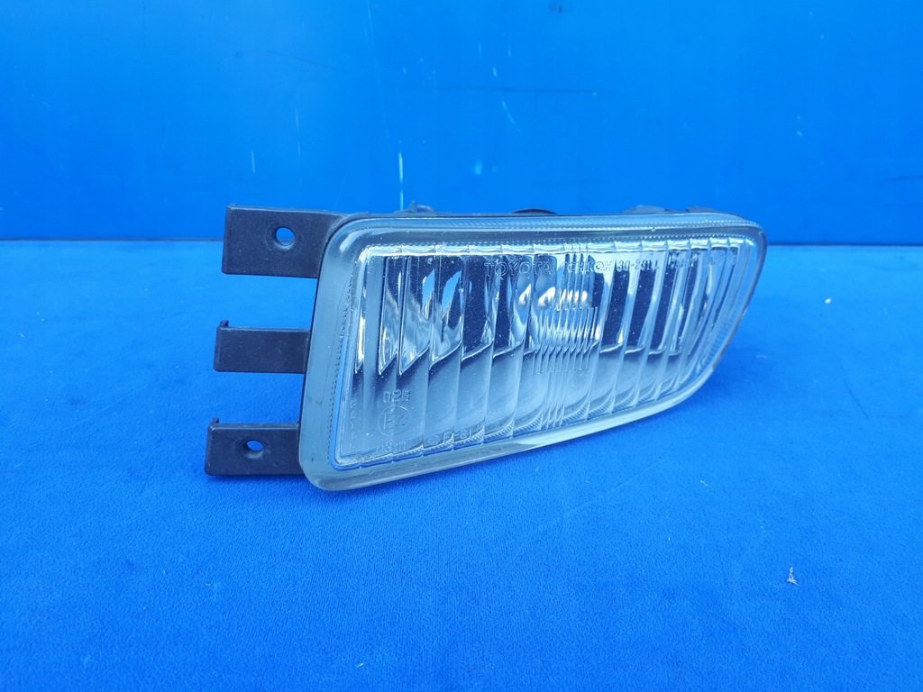 фото №1, Lexus gs300 gs 98-05 1998-2005 противотуманная фара левый