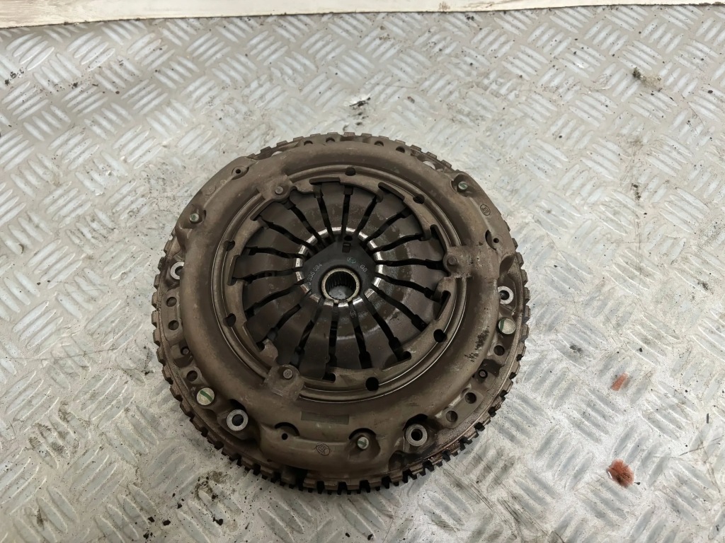 фото №1, Сцепление диск прижим комплект dacia logan i mcv 06-12 1.5