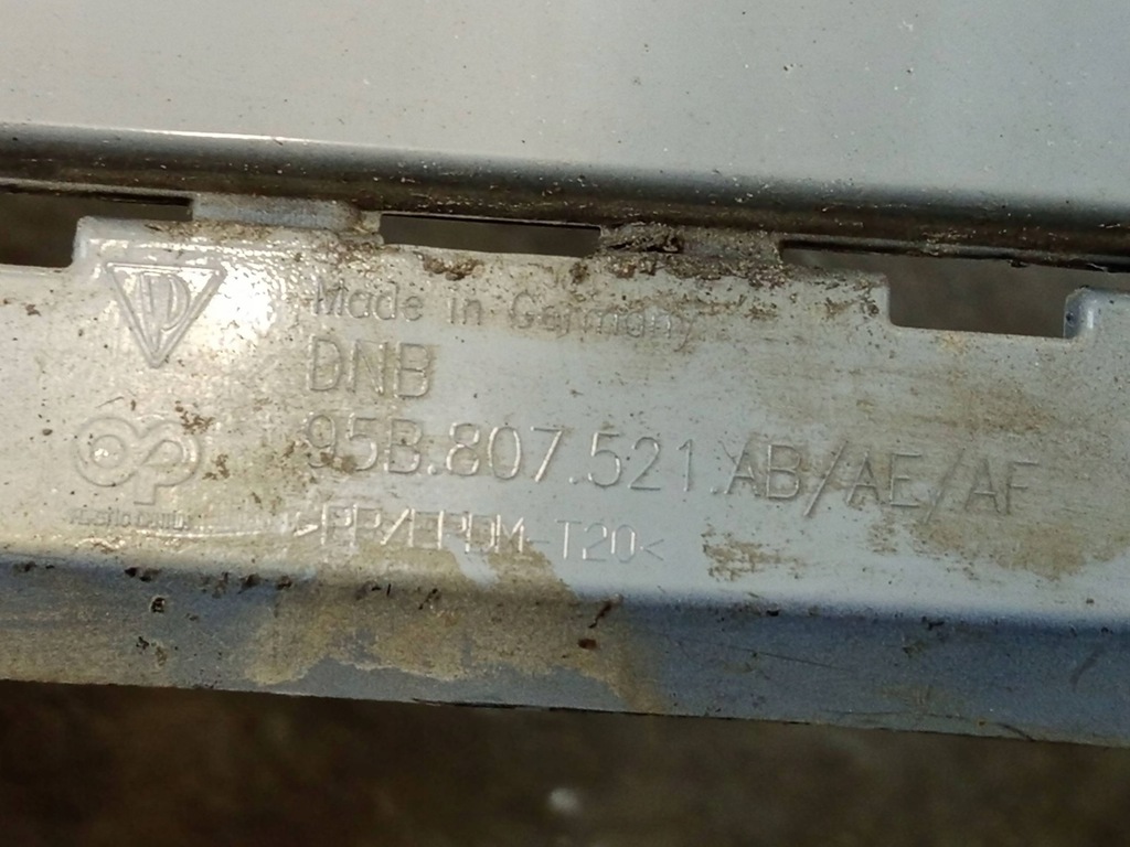 фото №7, Накладка диффузор porsche macan 95b 95b807521ab