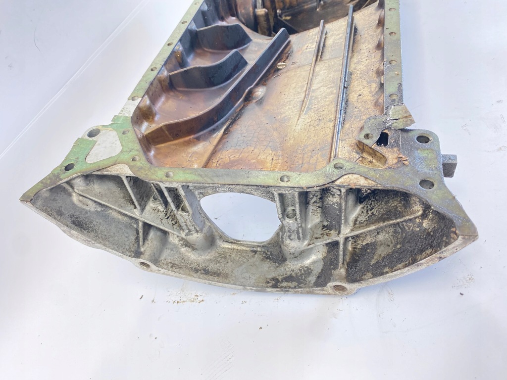 фото №13, Піддон масляна оливи mercedes r129 w124 w140 m104 e280 e320 3,2 1040141302