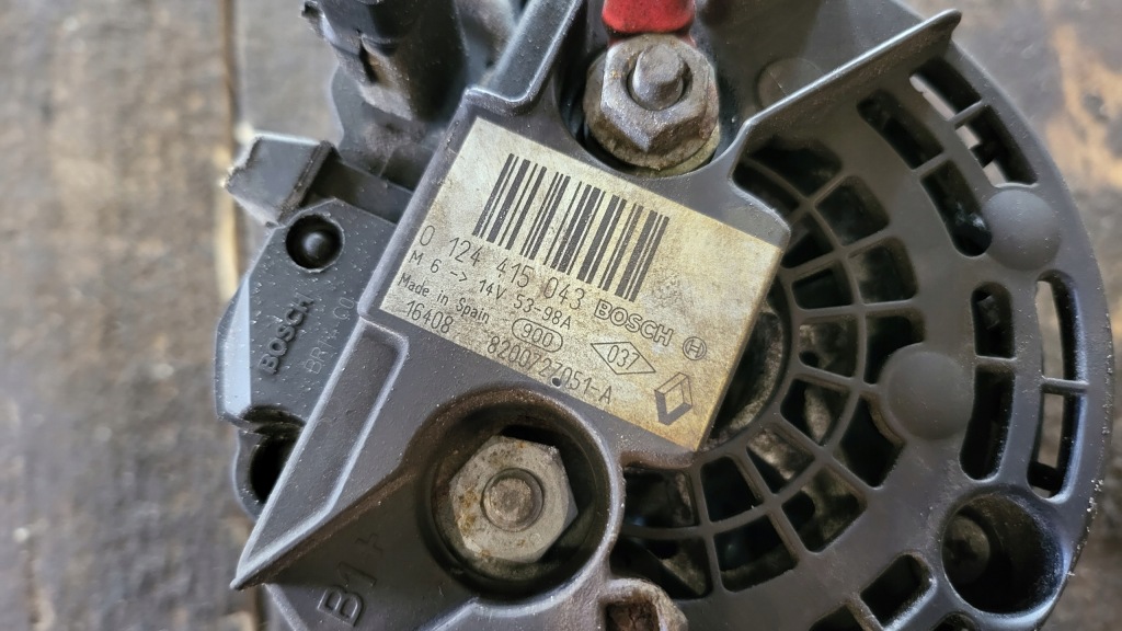 фото №3, Sandero i 1.4 генератор 8200727051