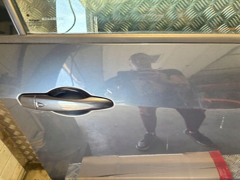 фото №12, Nissan micra k14 правий перед оригінал малий подряпини tekpn